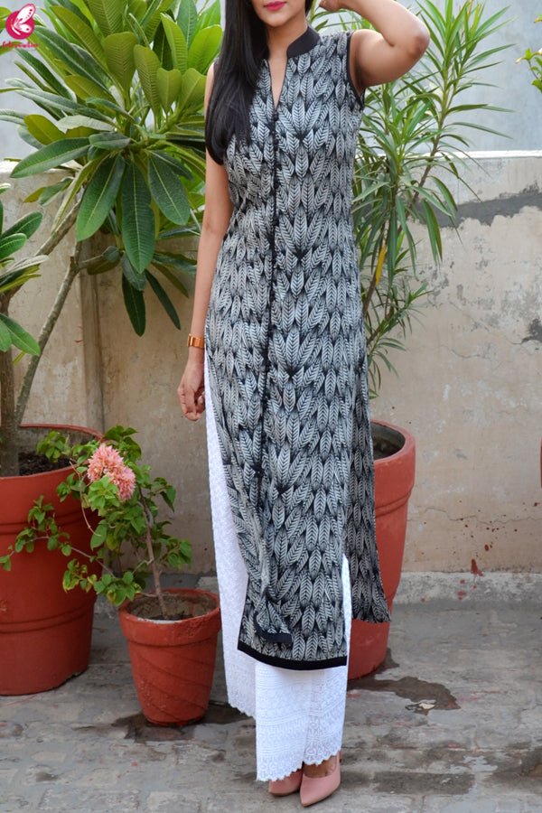 Black Crepe Printed Straight Kurti