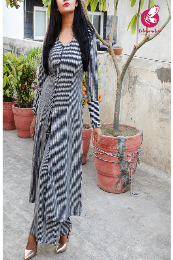 Black &amp; White Rayon Full Sleeves Kurti Set