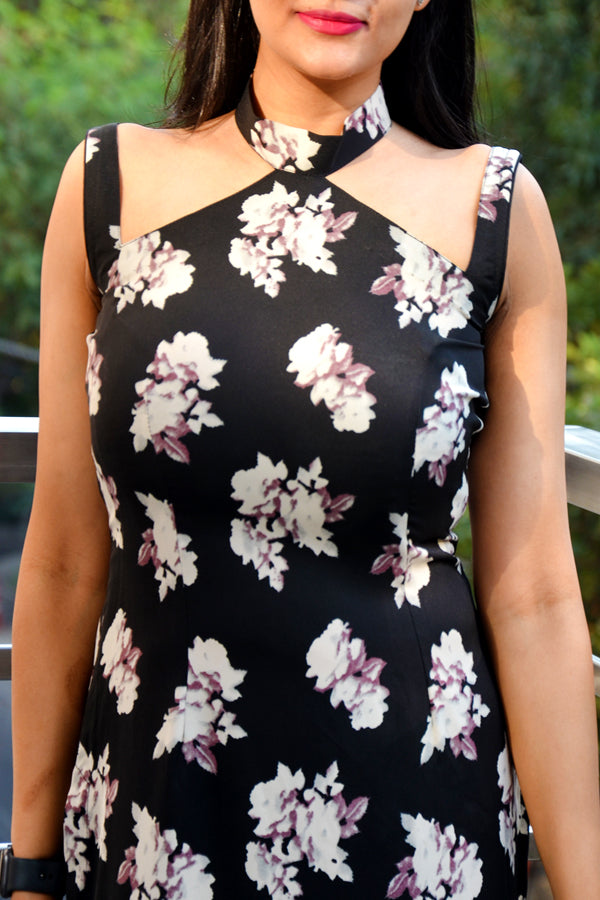 Black &amp; Mauve Sleevelss Printed Crepe Straight Fit Kurti